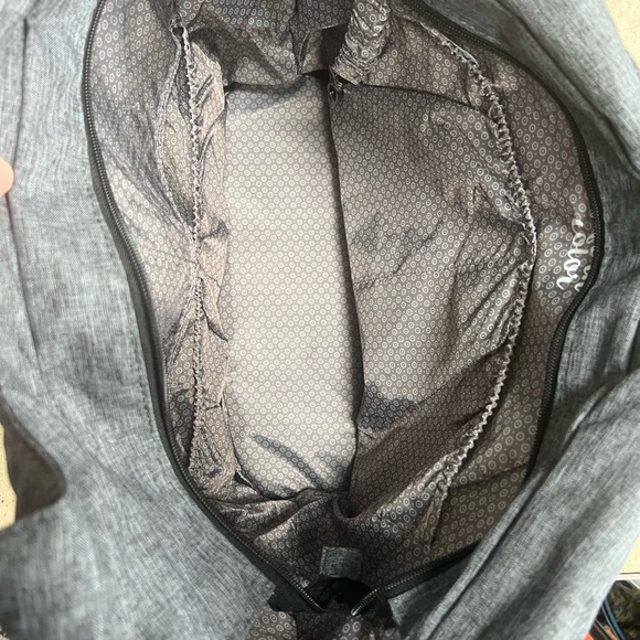 Women's Gondola XL Shoulder Bag, Heather Gray - Picture 7 of 14